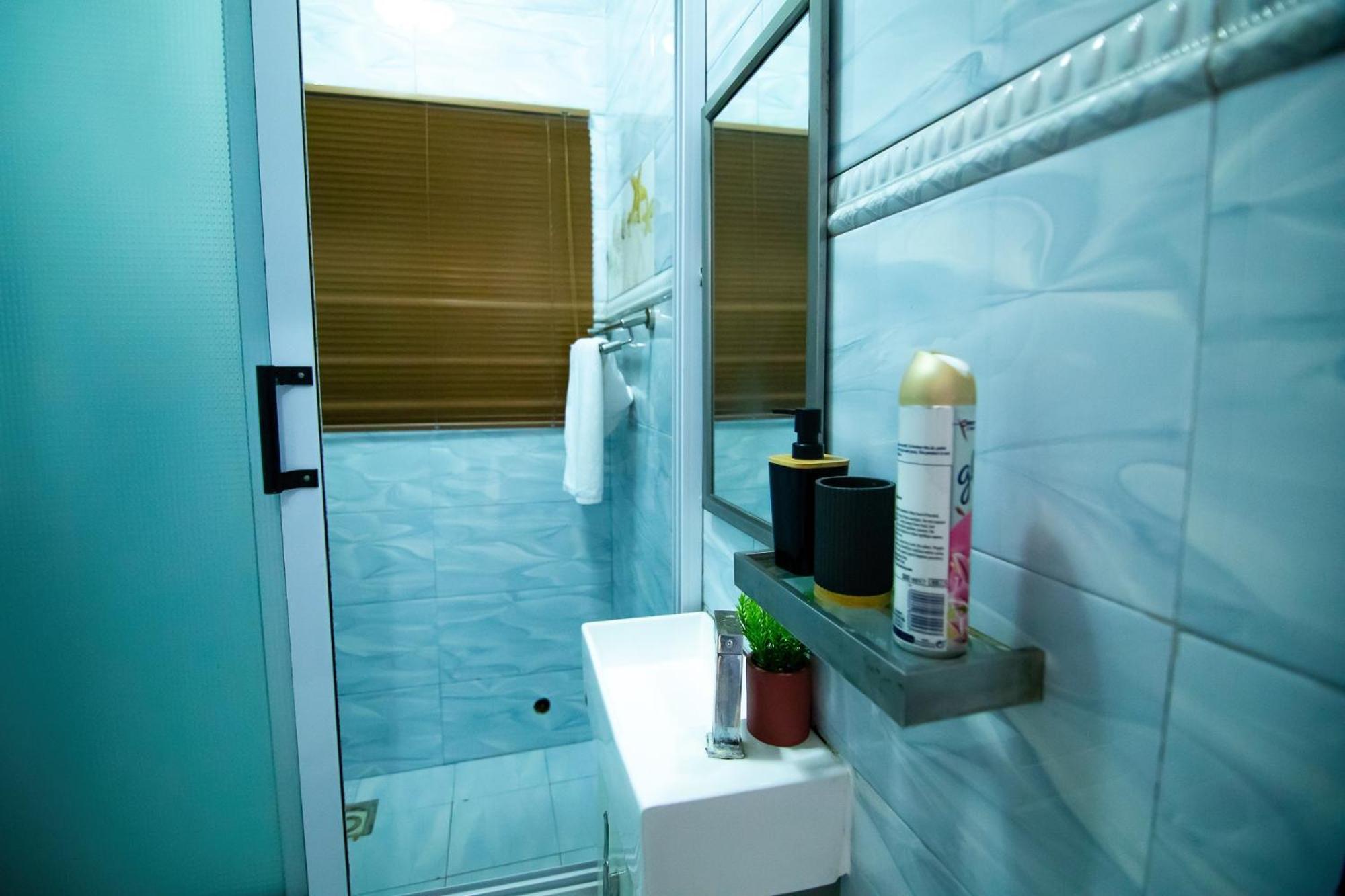 Stylish East Legon Apartment - Ac, Wi-Fi, Netflix Accra Eksteriør billede